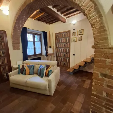 شقة Il Pacchiarotto - Inside The Medieval Walls & Wi-fi *